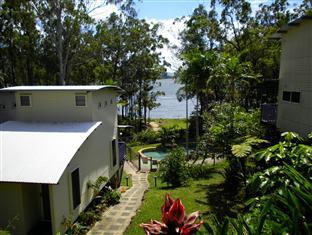 Lake Tinaroo Terracesモーテル エクステリア 写真